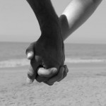couple-holding-hands