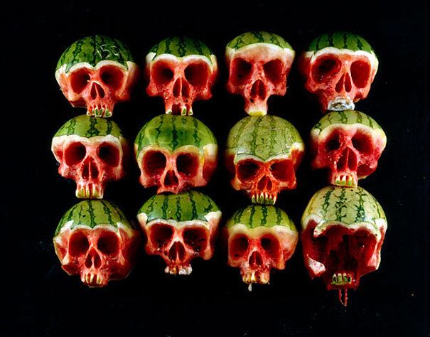 carved-fruit-vegetable-skulls-dimitri-tsykalov-6