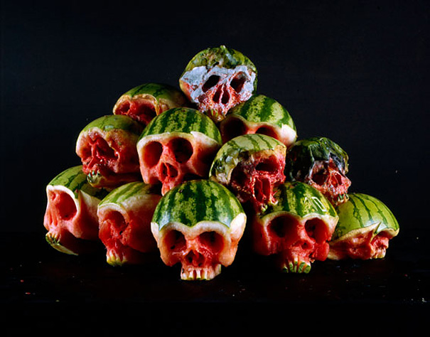 carved-fruit-vegetable-skulls-dimitri-tsykalov-8