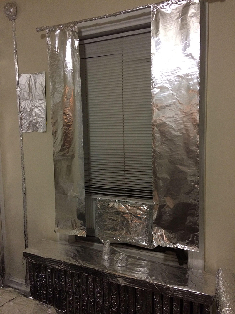 tin foil roommate prank