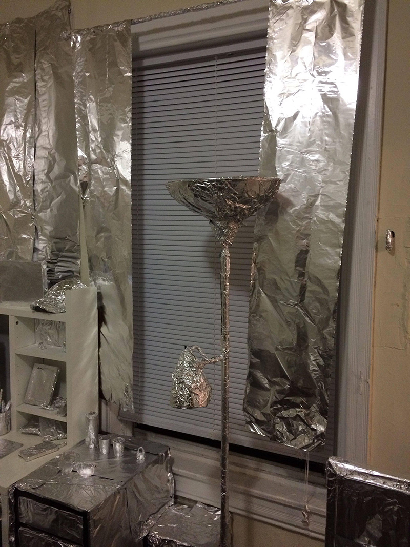 tin foil roommate prank
