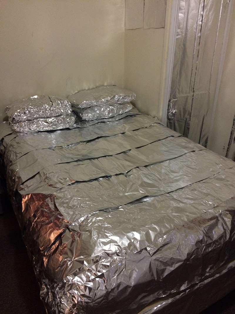 tin foil roommate prank