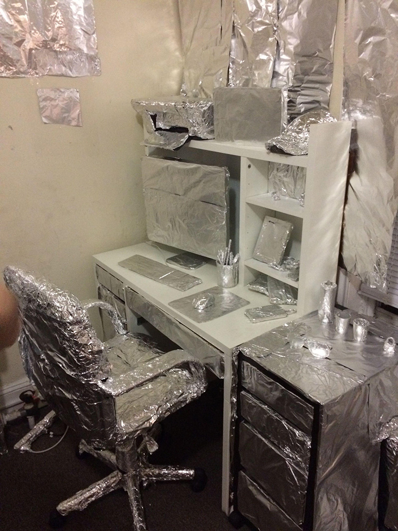 tin foil roommate prank