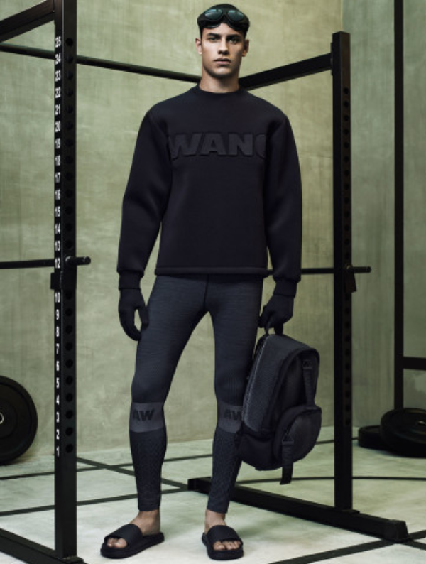 screenshot-www.vogue.com 2014-10-18 11-17-33