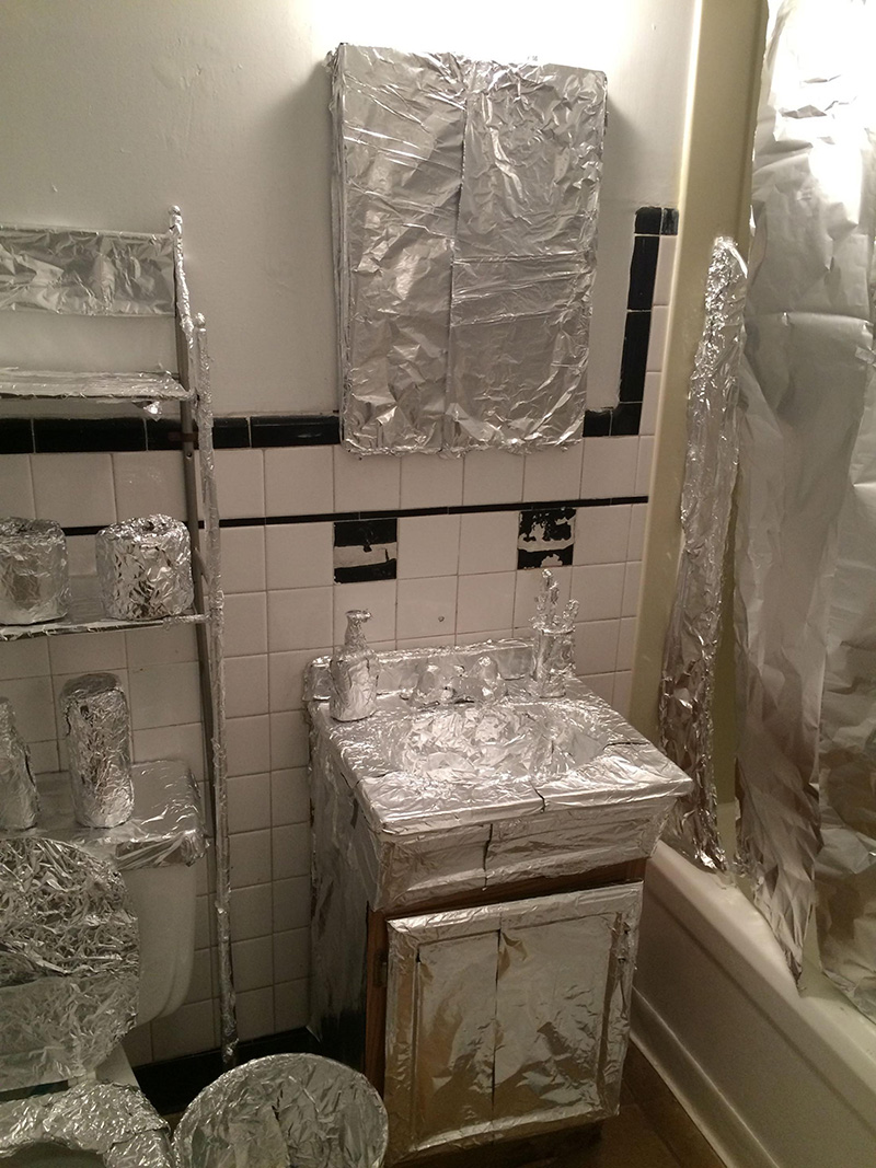 tin foil roommate prank