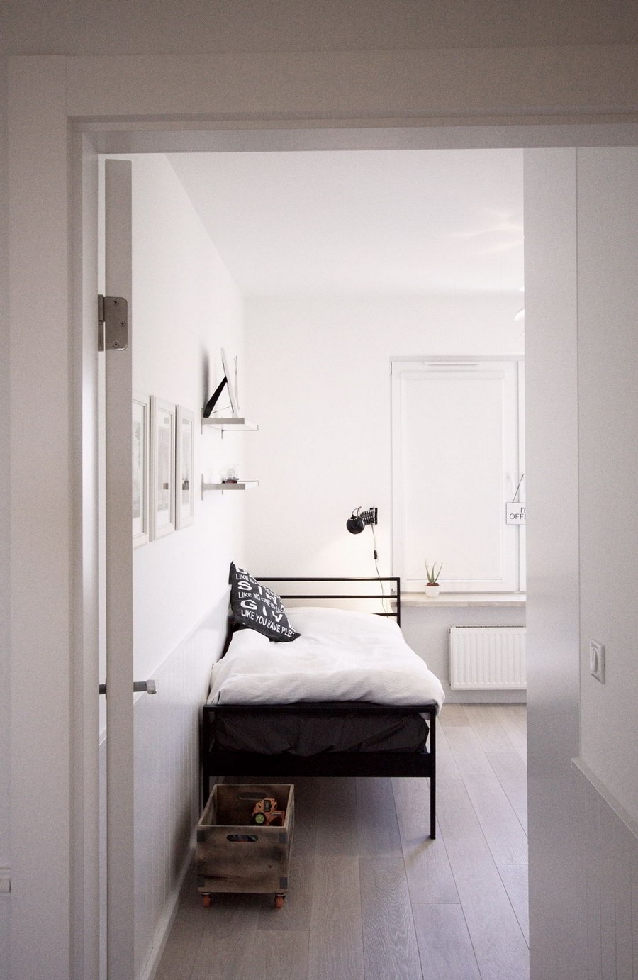 modern home 21 modern home 21 Creative and Welcoming Scandinavian Inspired Apartment in Warsaw, Poland