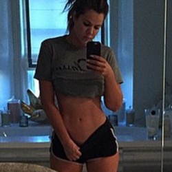 2627BA6800000578-2972448-Where_did_they_come_from_Khloe_Kardashian_showed_off_some_impres-m-56_1425062921132
