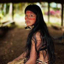 I-photographed-women-from-37-countries-to-show-that-beauty-is-everywhere14__880.jpg