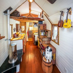 tiny-house-giant-journey-mobile-home-jenna-guillame-3