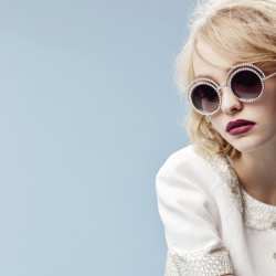 gallery-1436993141-eyewear-the-pearl-collection-ad-campaign-by-karl-lagerfeld