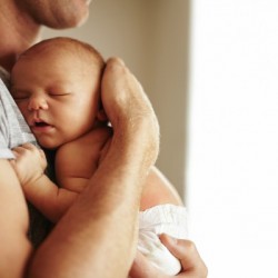 Tips-for-dad-bonding-with-baby-600×400