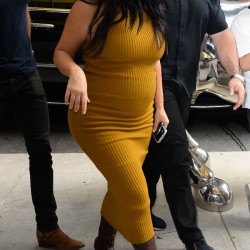 Kim Kardashian arrived at restaurant in nyc