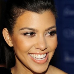 Kourtney-Kardashian-face-closeup