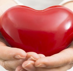 large-blog-image-woman-holding-out-heart
