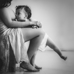 Breastfeeding-Stories-Moments-of-Motherhood-572b6d87aa281__880.jpg
