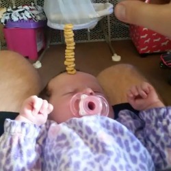 cheerio-challenge-dads-stack-cheerios-babies-funny-competition-2-576518fd715ba__605