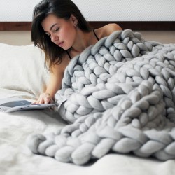 extreme-knitting-blanket-tutorial-5.jpg