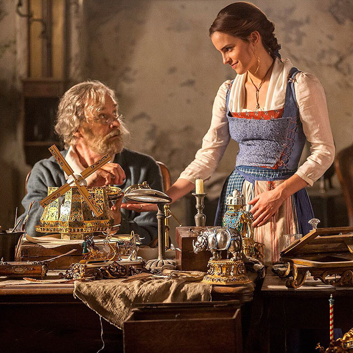 belle-gold-dress-emma-watson-beauty-and-the-beast-11