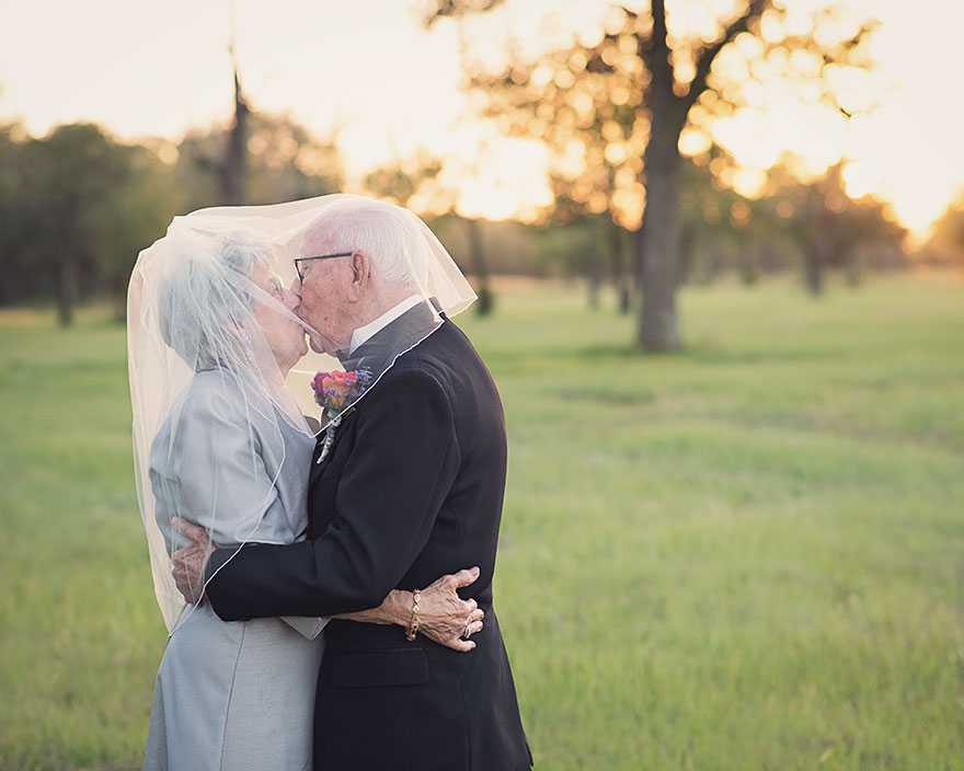 couple-70th-wedding-anniversary-photoshoot-9