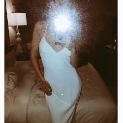 926759_1688979401340060_1990586891_n