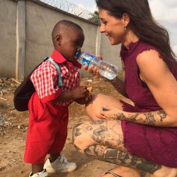 nigerian-starving-thirsty-boy-first-day-school-anja-ringgren-loven-7