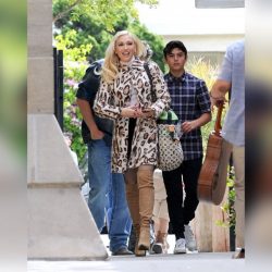Gwen-Stefani-Packing-On-Pounds-In-Hopes-Of-Getting-Pregnant-04