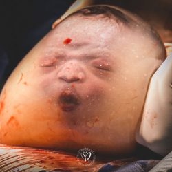 birth-photography-competition-winners-2020-26-5e44fcbcc992c-png__700