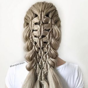 hairstyles-patterns-teenager-milena-germany37-5f50e4f5383fa__700